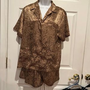 Morgan Taylor Intimates Gold & Brown Print Satin Pajamas Sz S